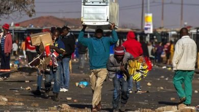 Photo of Kerusuhan di Afrika Selatan Menyebabkan Banyak Korban Jiwa Berjatuhan