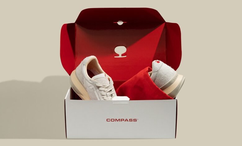 Photo of Compass® dan TEMPL Rilis Debut Sneakers Mereka